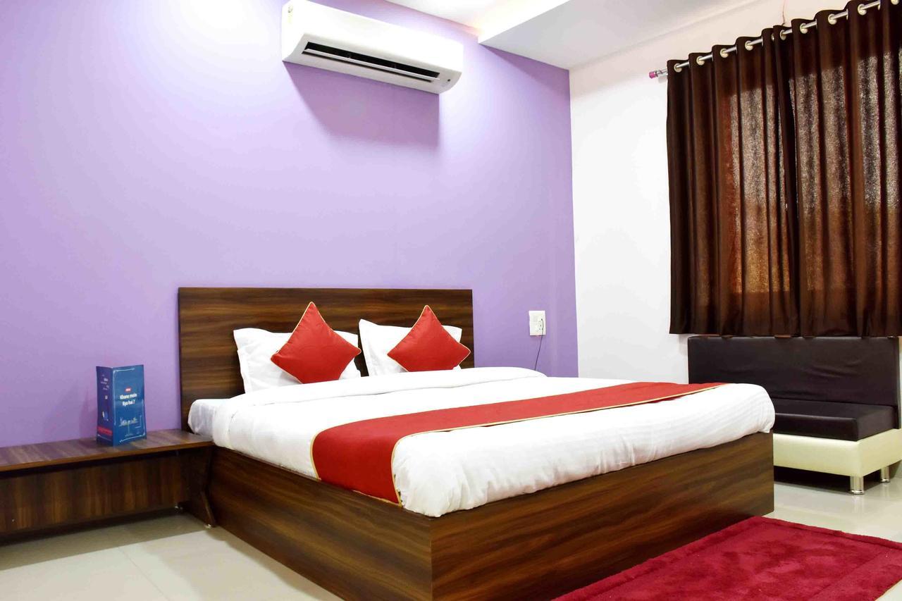 Hotel Hori Palace Ujjain Esterno foto
