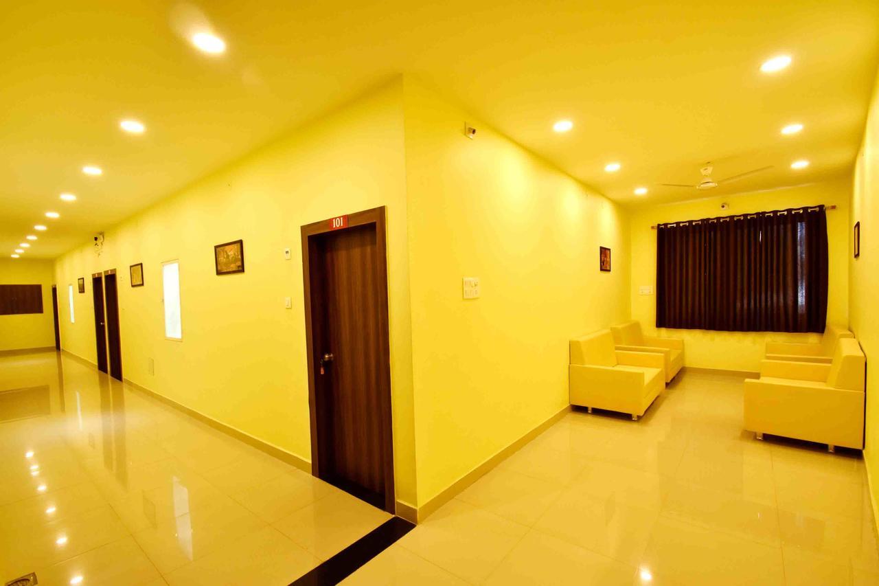 Hotel Hori Palace Ujjain Esterno foto